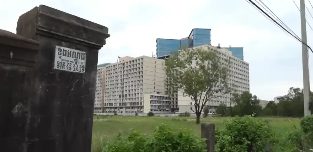全球最恐怖的十大诈骗园区:缅甸只能垫底,榜首被端后遣返 6000 中国人(7) 全球最恐怖的十大诈骗园区:缅甸只能垫底,榜首被端后遣返 6000 中国人(7)